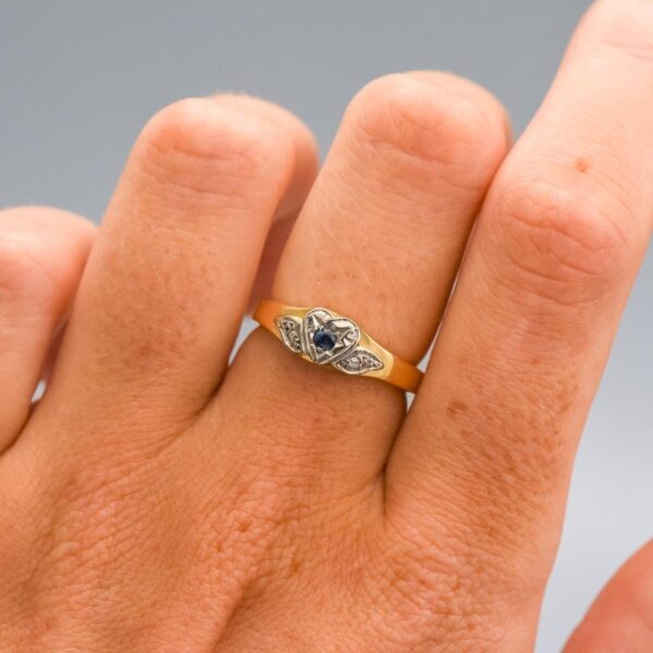 18K Gold Art Deco Diamond Trilogy Ring