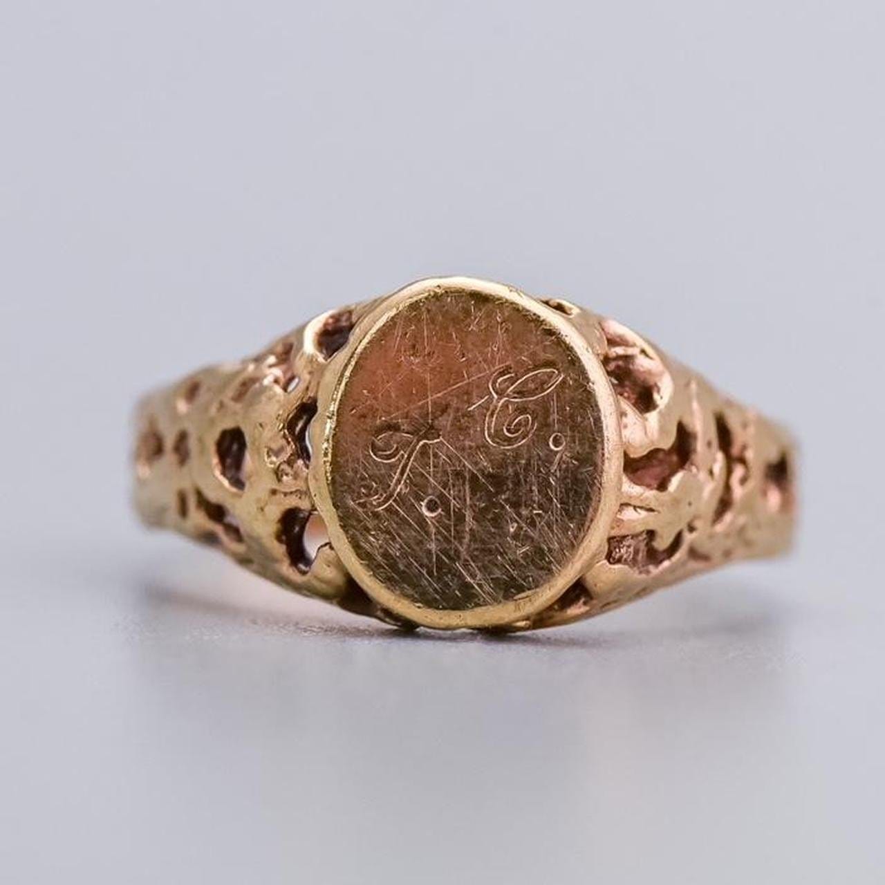 10K Gold Oval Signet Ring