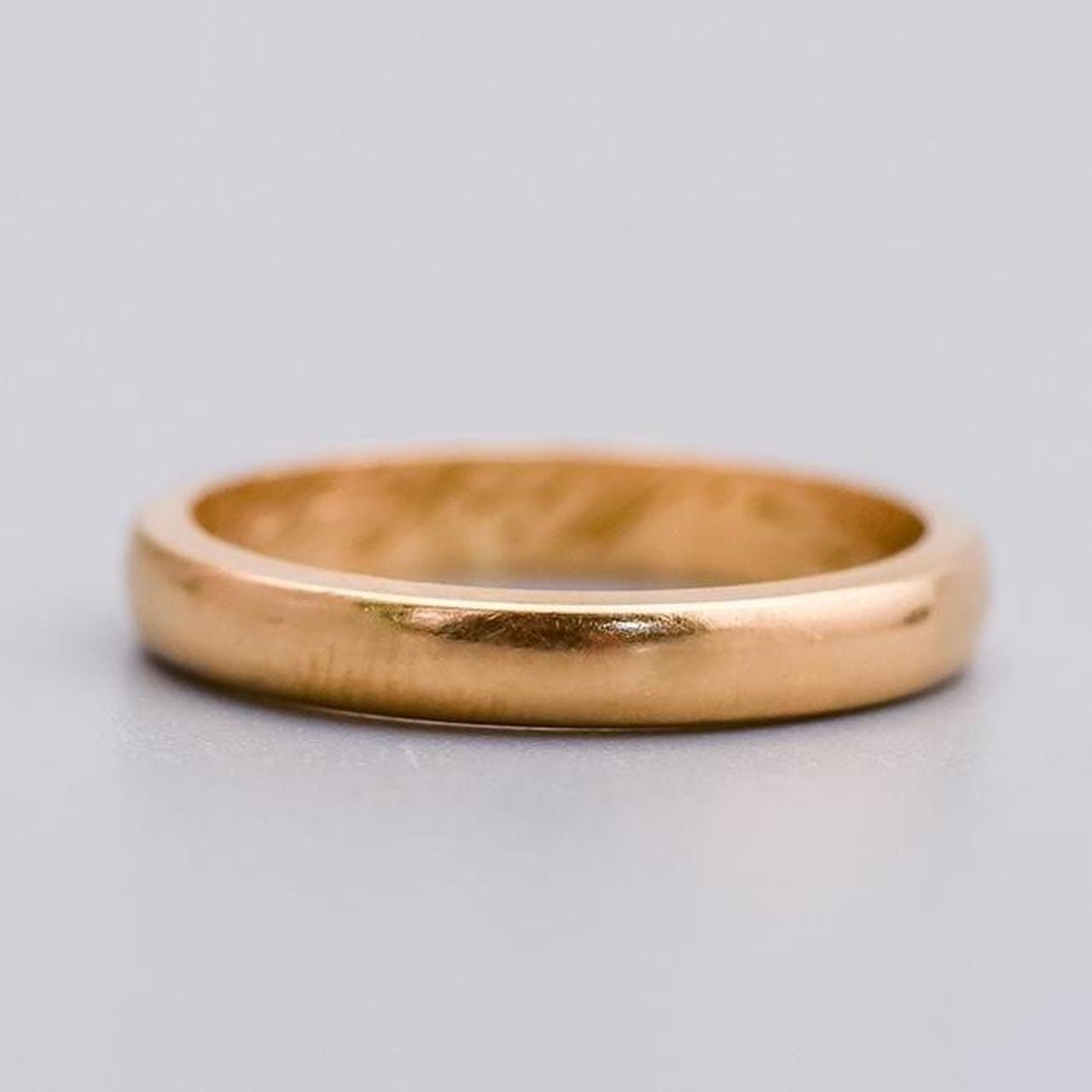 18K Gold Antique Band