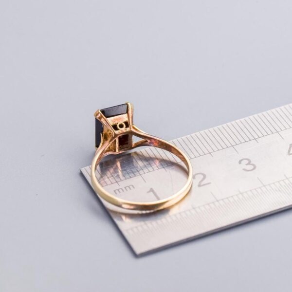 9K Gold Red Garnet Ring
