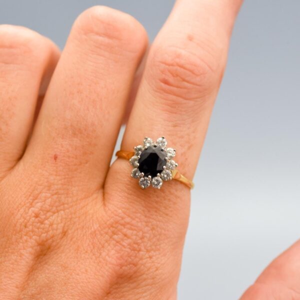 18K Gold Sapphire and Diamond Ring