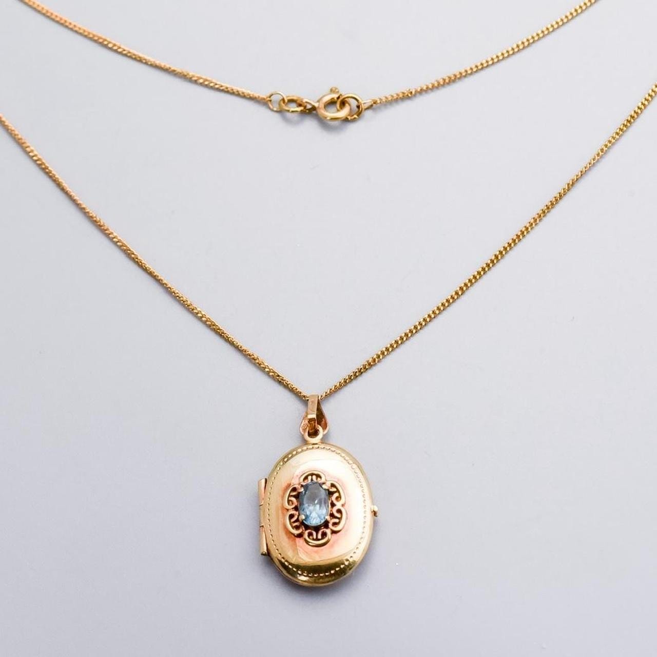 9K Gold Topaz Locket Necklace