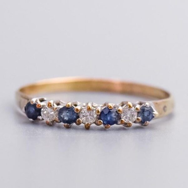 9K Gold Sapphire & Diamond Ring