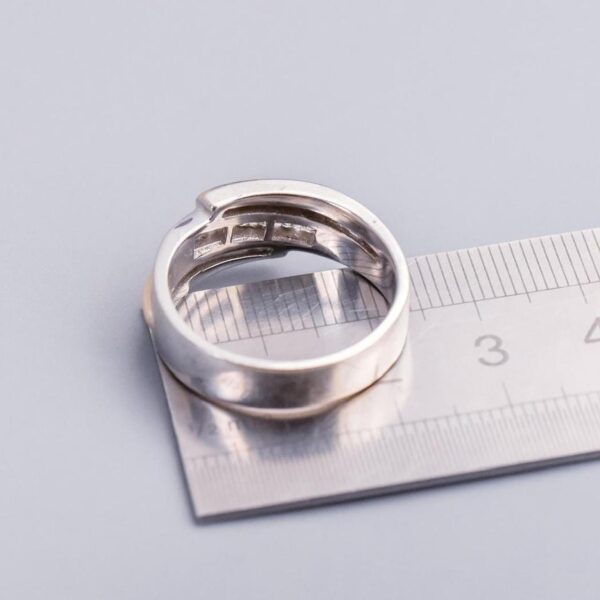 14K White Gold Seven Stone Diamond Ring