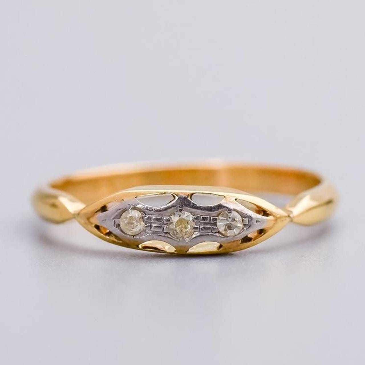 18K Gold Antique Diamond Trilogy Ring