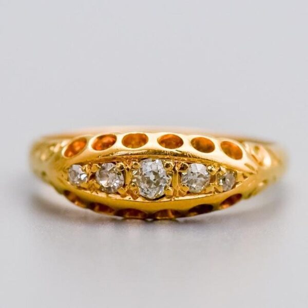 18K Gold Antique Five Stone Diamond Boat Ring