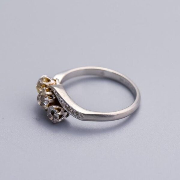 Platinum Diamond Crossover Ring