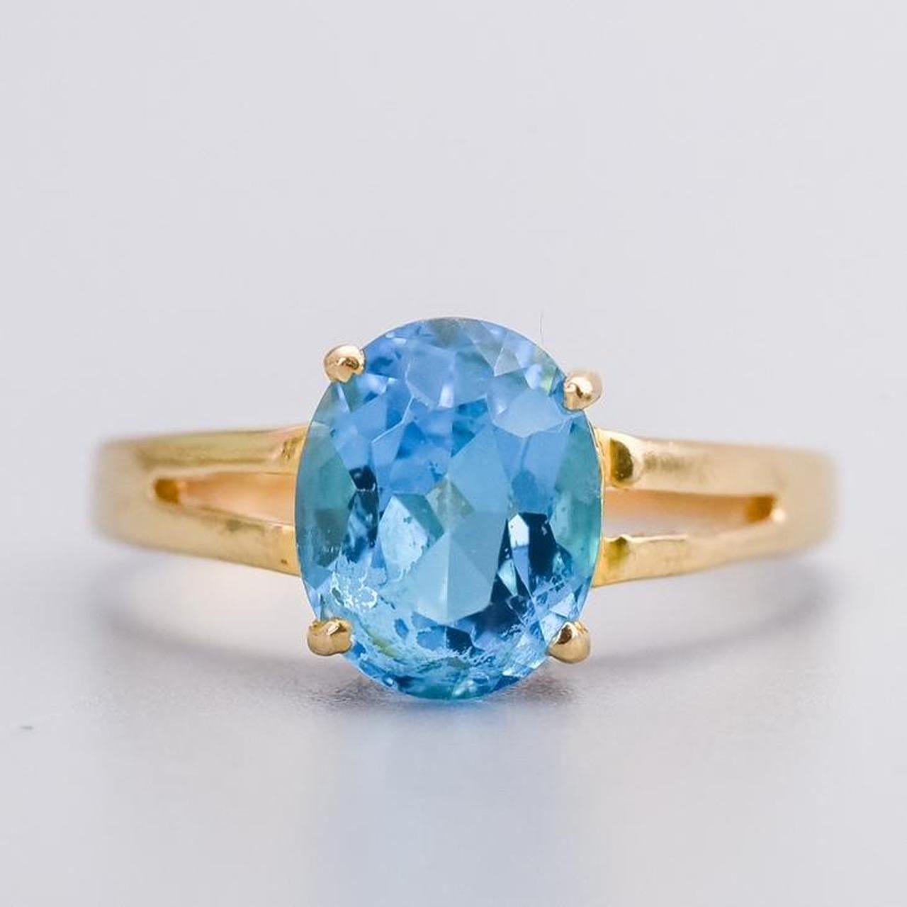 14K Gold Blue Topaz Ring