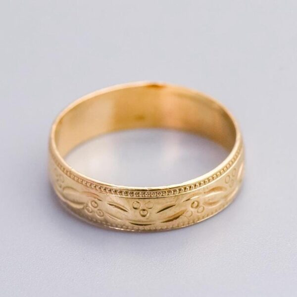 9K Gold Patterned Band