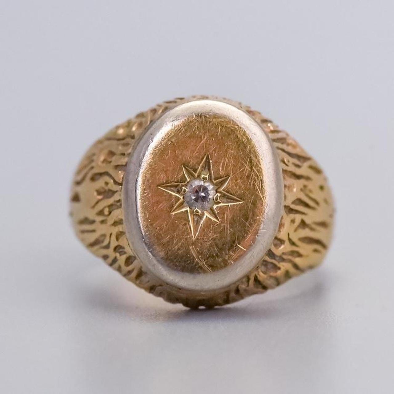 9K Gold Starburst Signet Ring