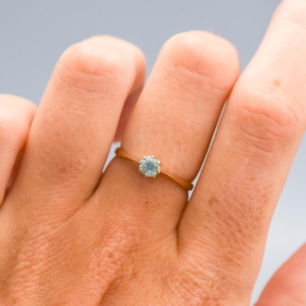9K Gold Aquamarine Ring