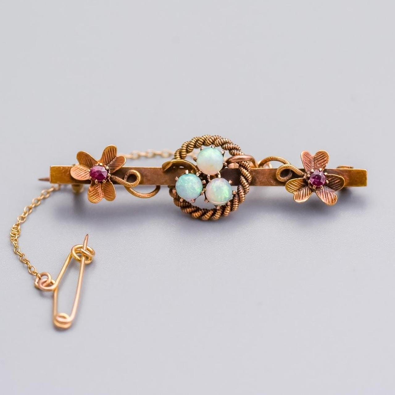 15K Gold Victorian Opal and Ruby Shamrock Brooch