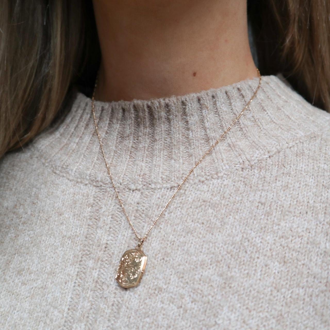 9K Gold Locket Necklace