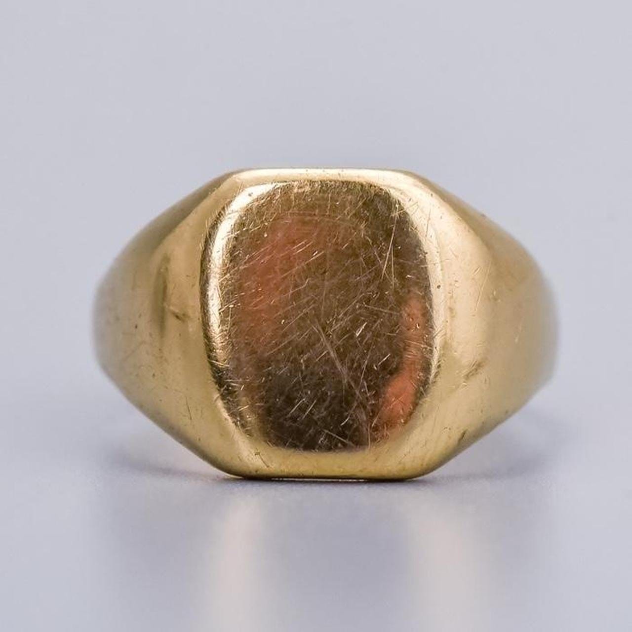 9K Gold Signet Ring