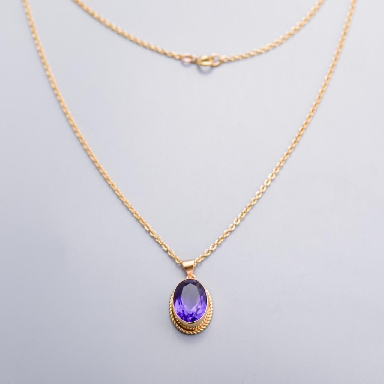 9K Gold Amethyst Pendant Necklace
