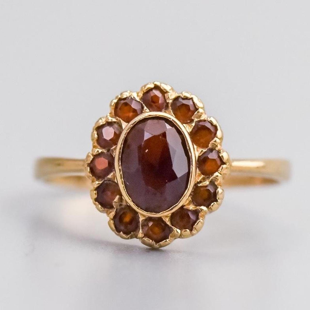 9K Gold Garnet Cluster Ring