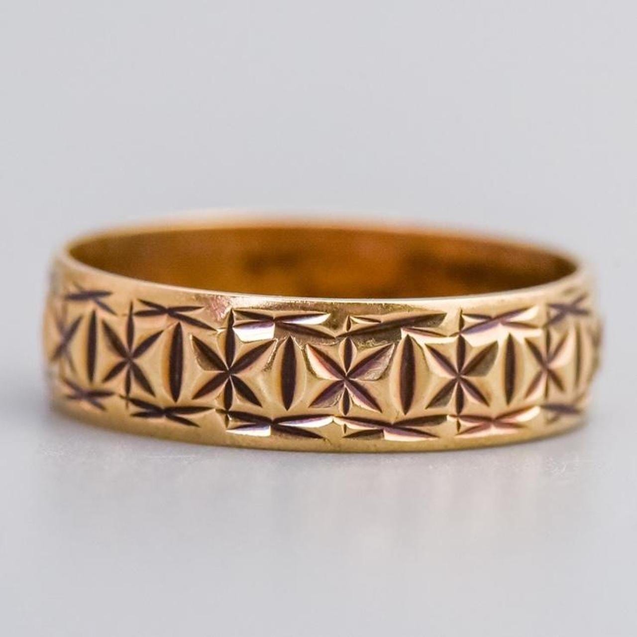 9K Gold Starburst Band