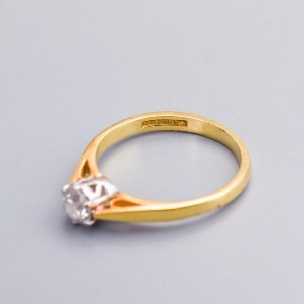 18K Gold Solitaire Diamond Ring