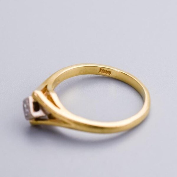 18K Gold Diamond Solitaire Ring