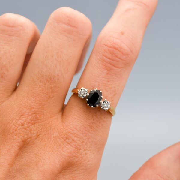 18K Gold Sapphire and Diamond Ring