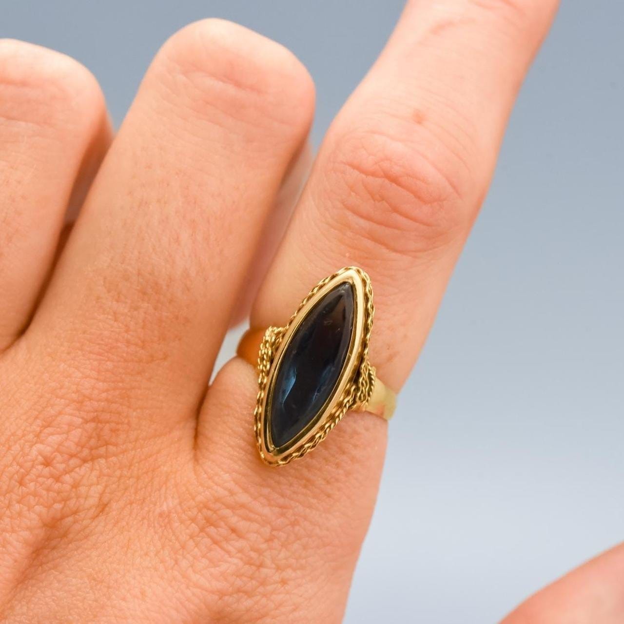 18K Gold Antique Sapphire Paste Ring
