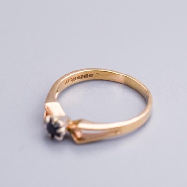 9K Gold Sapphire Ring