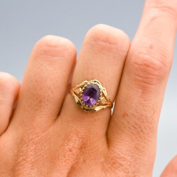 9K Gold Amethyst Ring