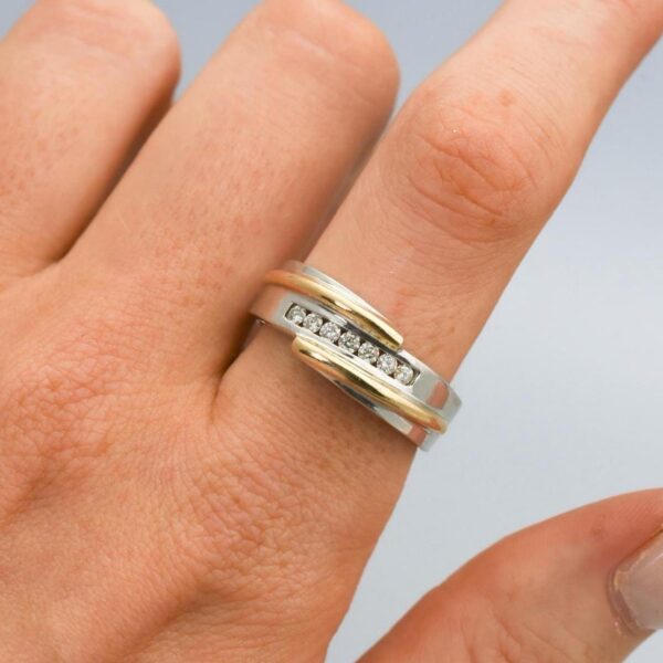 14K White Gold Seven Stone Diamond Ring