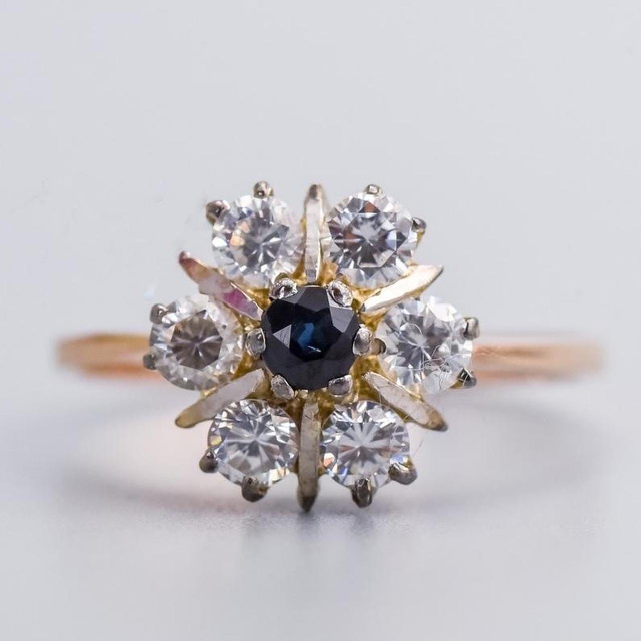 9K Gold Sapphire & CZ Cluster Ring