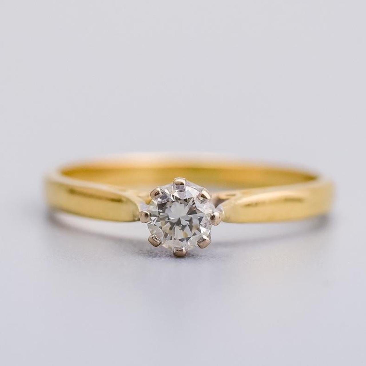 18K Gold Diamond Solitaire Ring