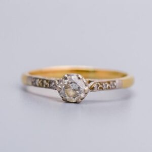 18K Gold Art Deco Diamond Ring