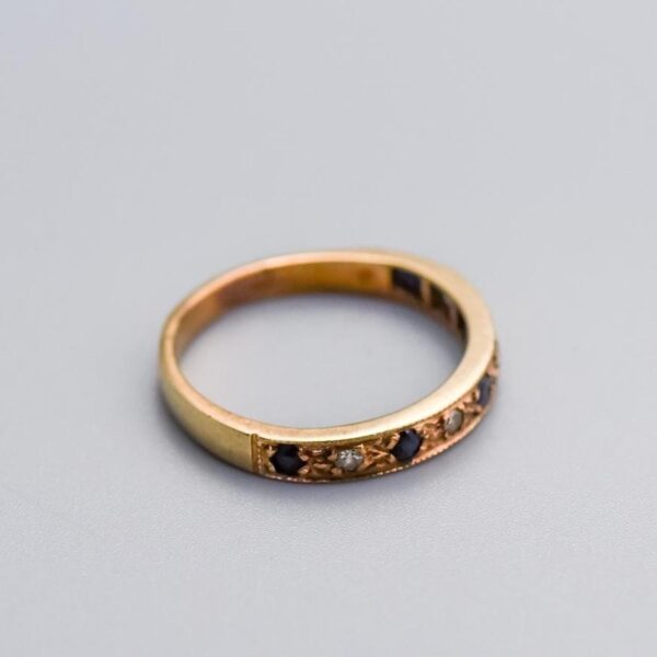 9K Gold Sapphire and CZ Ring