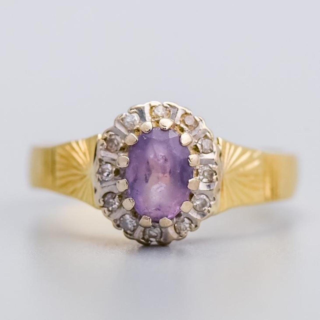 18K Gold Amethyst and Diamond Ring