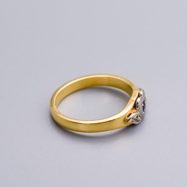 18K Gold Art Deco Diamond Trilogy Ring