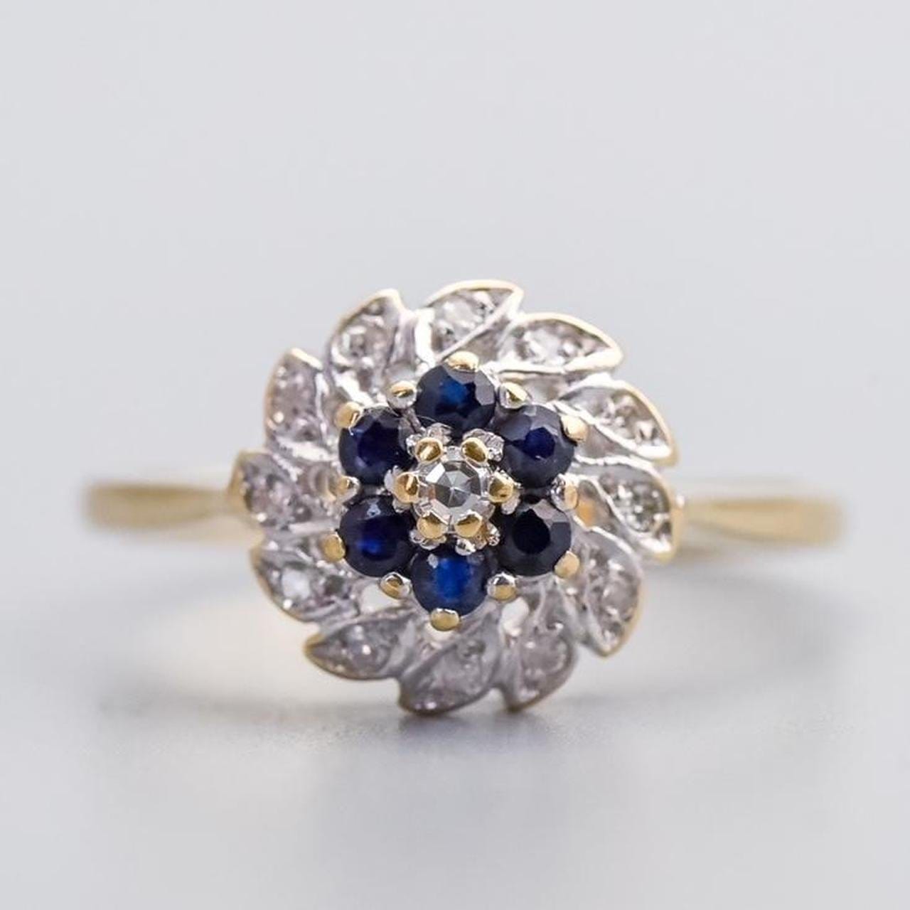 9K Gold Sapphire & Diamond Cluster Ring