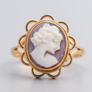 9K Gold Cameo Ring