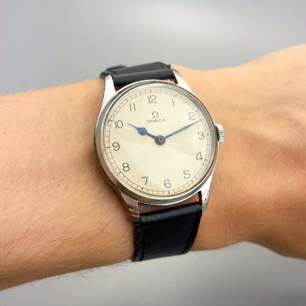 Omega 2292 30T2 Air Ministry WWII Type, 1944 Manual Winding Men’s Watch