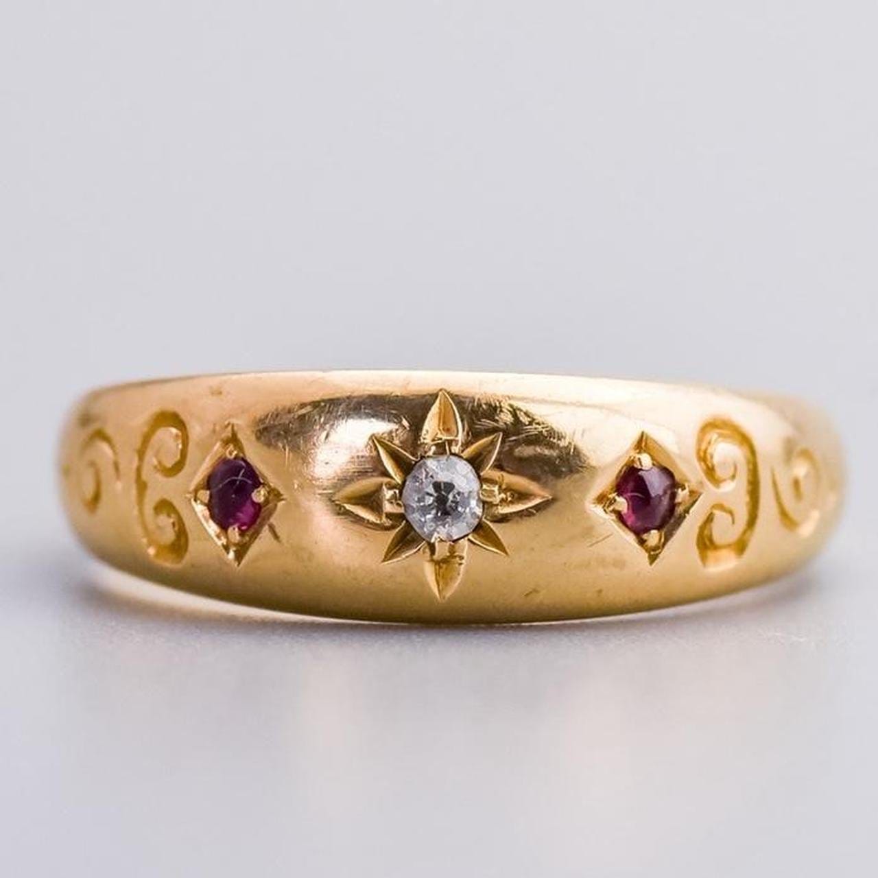 18K Gold Antique Diamond & Ruby Gypsy Ring