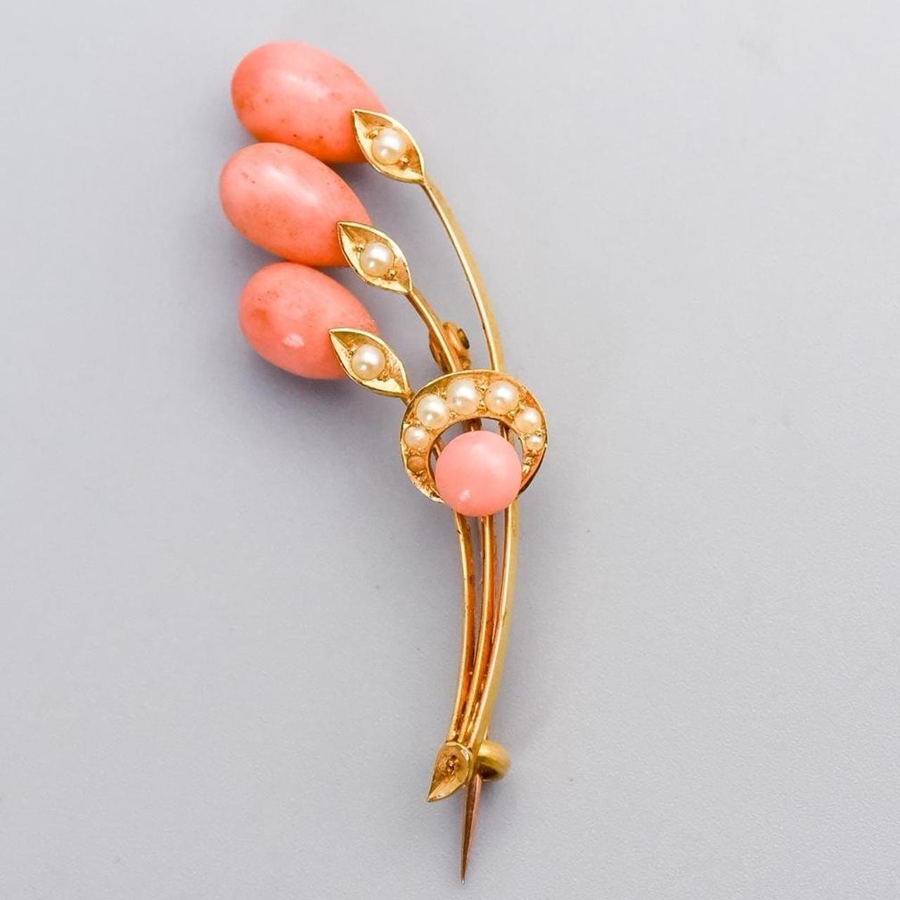 15K Gold Antique Coral & Seed Pearl Bouquet Brooch