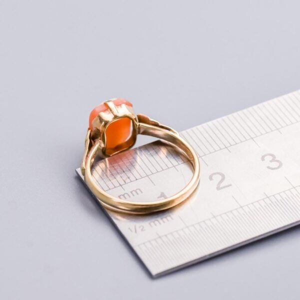 9K Gold Cameo Ring