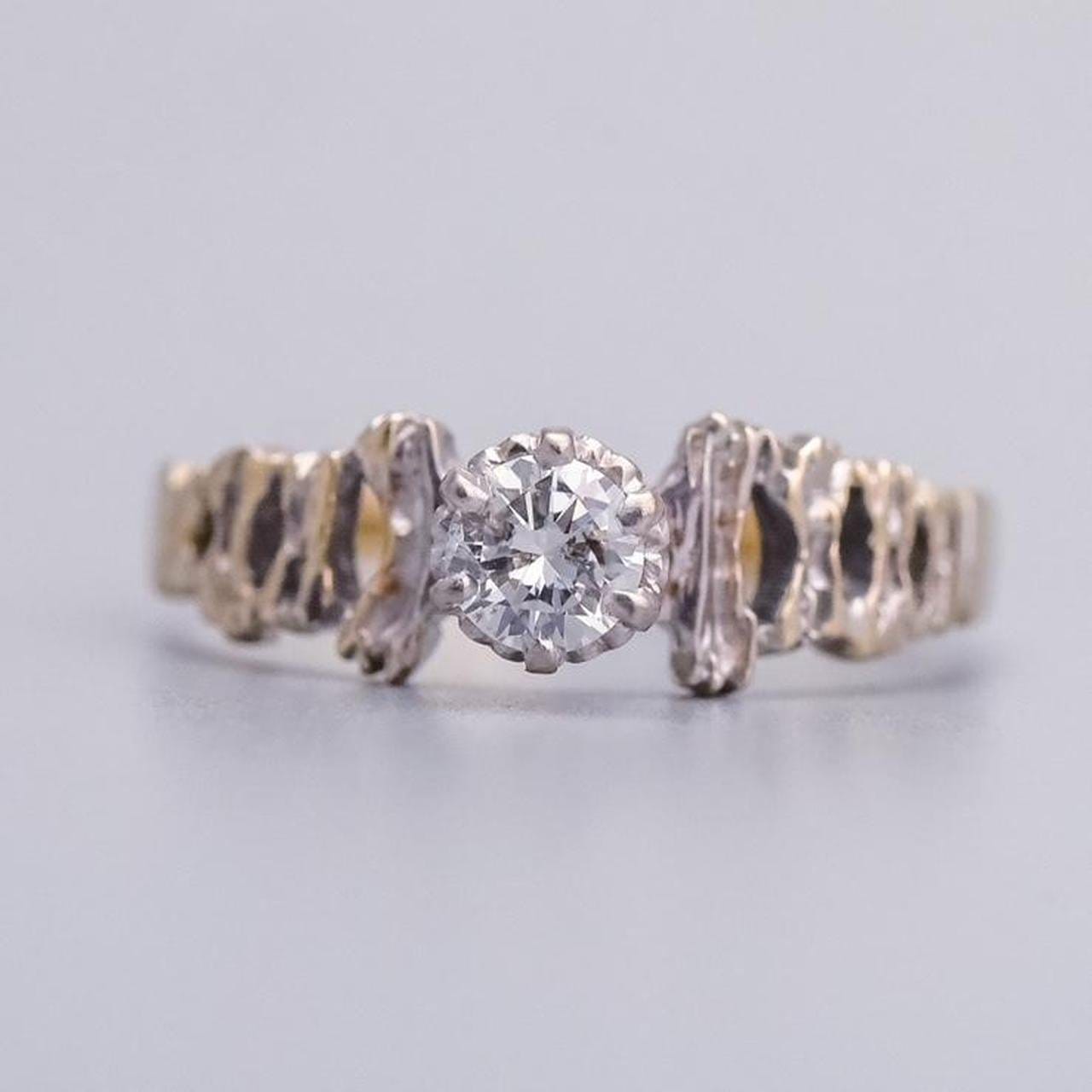 18K Gold Abstract Diamond Solitaire Ring