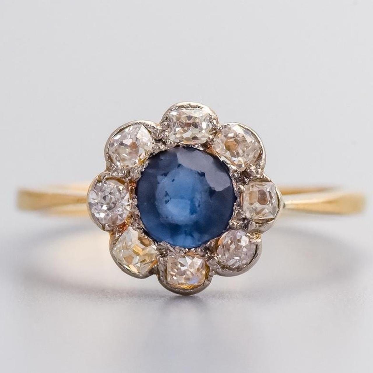 18K Gold Antique Blue Paste & Diamond Daisy Cluster Ring