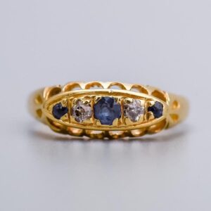 Solid 18K Gold Antique Sapphire Boat Ring
