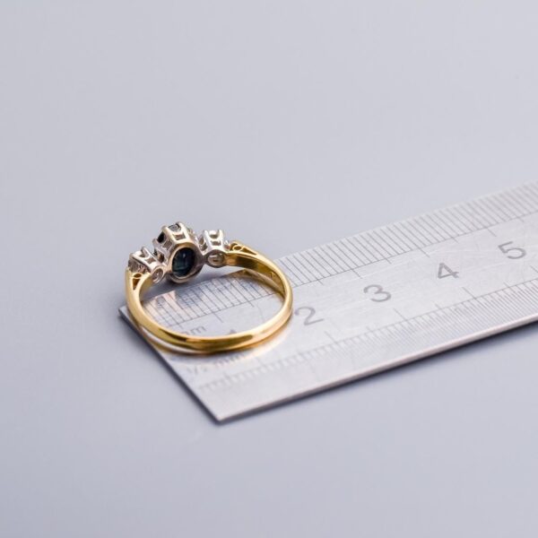 18K Gold Sapphire and Diamond Ring