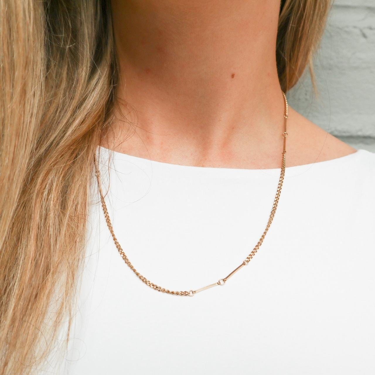 9K Gold Bar & Link Chain Necklace