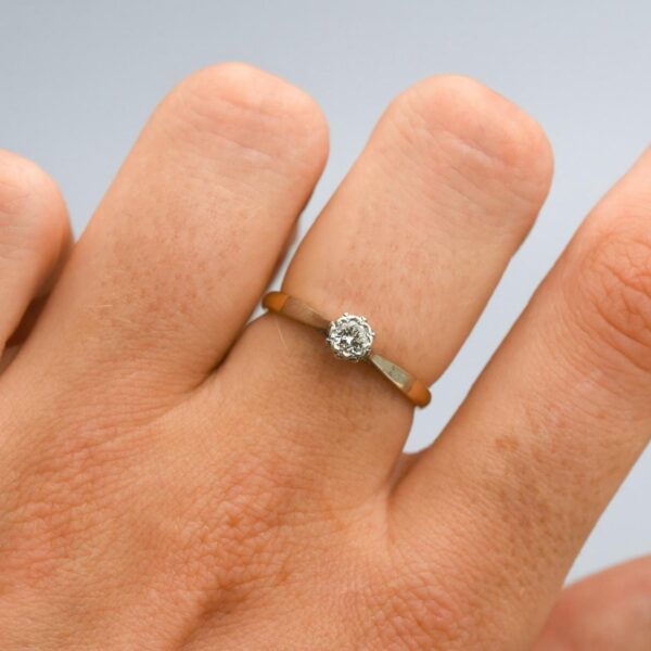 18K Gold Solitaire Diamond Ring