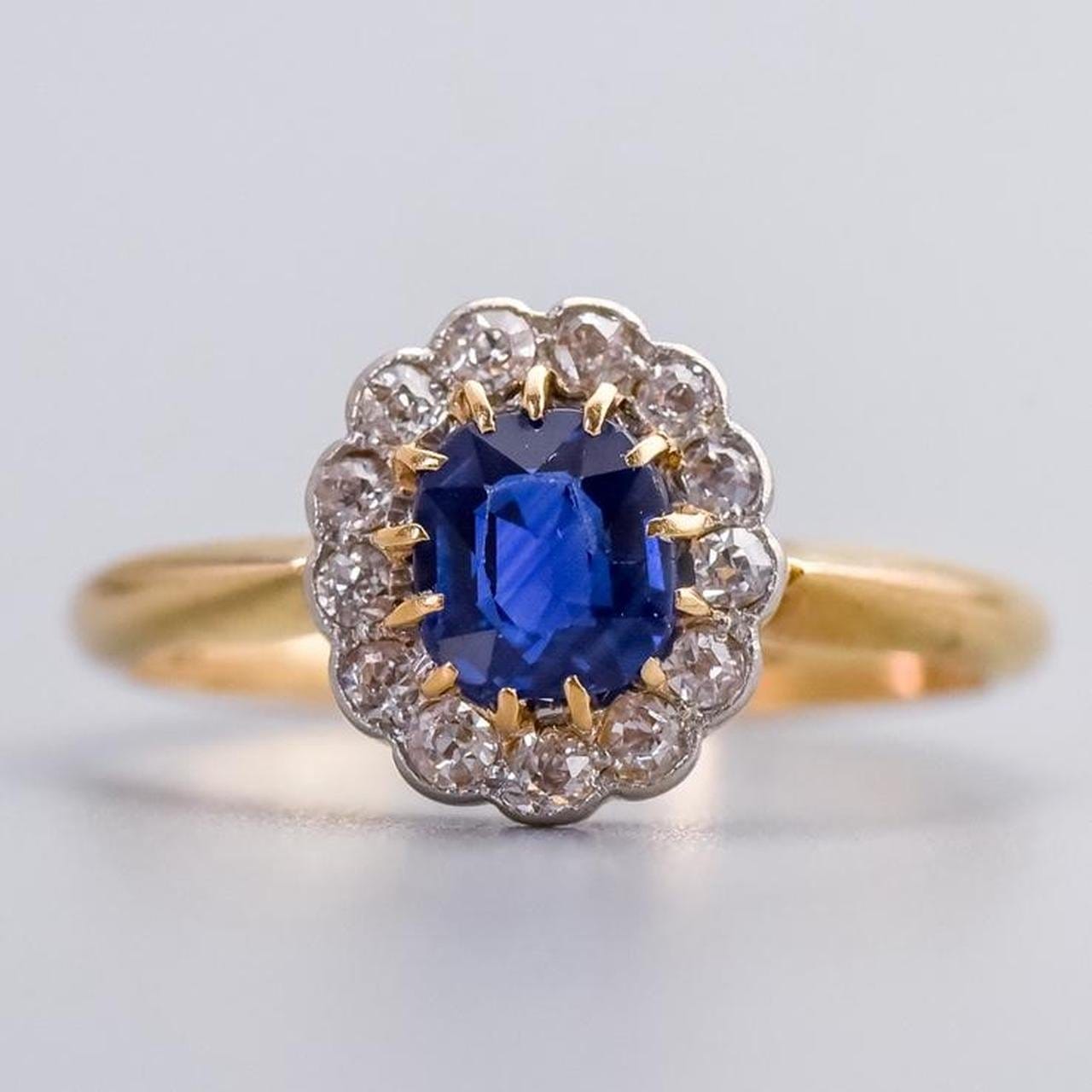 18K Gold Antique Sapphire & Diamond Cluster Ring