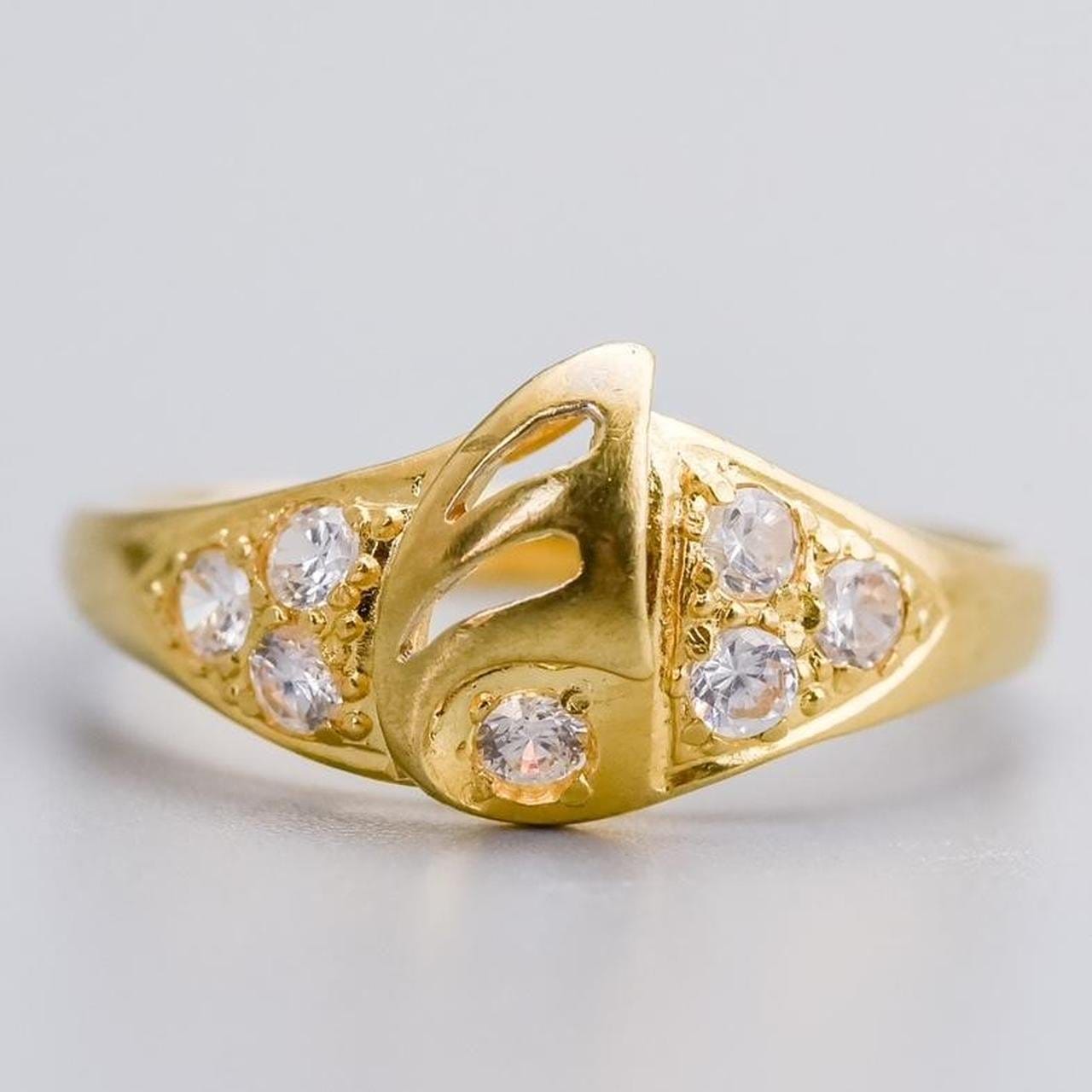 18K Gold Antique White Zircon Ring
