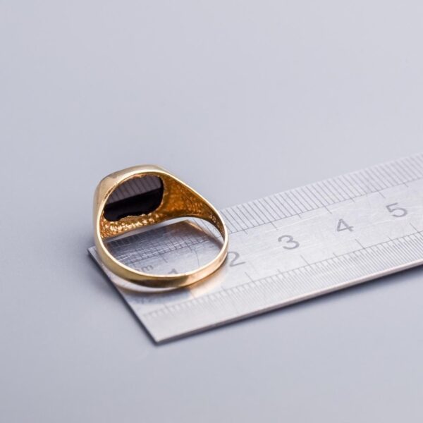 9K Gold Onyx Signet Ring