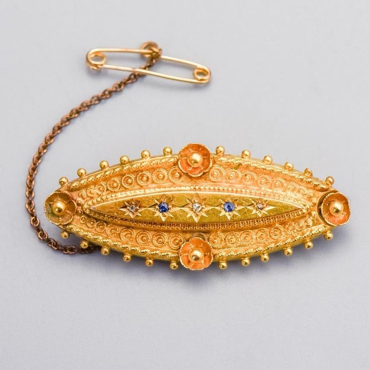 15K Gold Antique Diamond & Sapphire Starburst Brooch